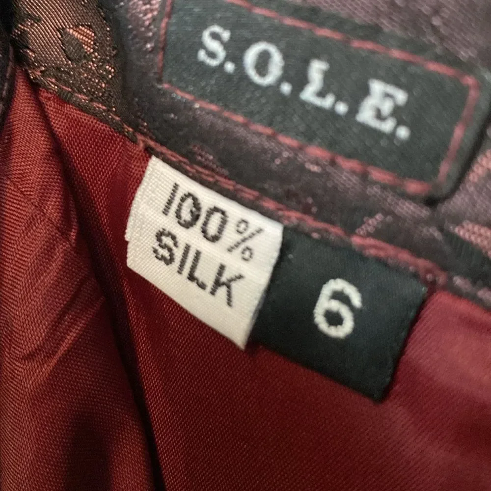 SOLE floral silk Pencil skirt with velvet accent - Size 6